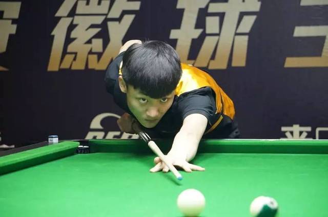 与他搭档的 与他搭档的